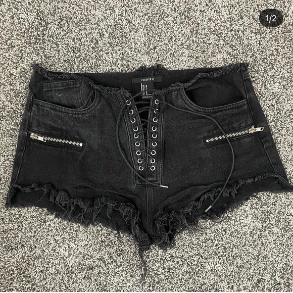 Forever 21 Jean shorts - Picture 1 of 2